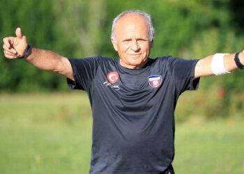 Emekli öğretmen yarı maratonlarda başarıdan başarıya koşuyor