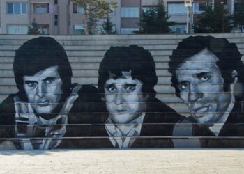 Bozüyük’te usta ressamlar Yeşilçam oyuncularını resmetti