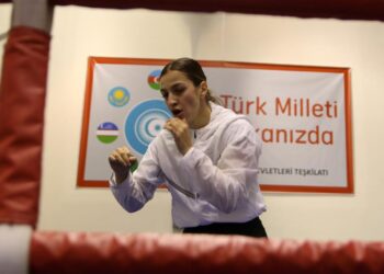 Şampiyon boksör Buse Naz Çakıroğlu’nun gözü Avrupa’nın zirvesinde