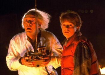 Geleceğe Dönüş yıldızları yıllar sonra bir araya geldi