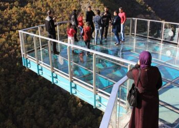 Doğu Karadeniz’in seyir terasları turistlere görsel şölen sunuyor