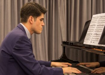 Otizmli piyanist azminin zaferini CSO sahnesinde kutlayacak