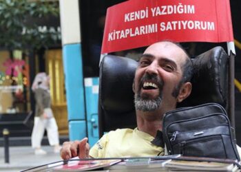 Kitaplarıyla engellilerin sesi oldu
