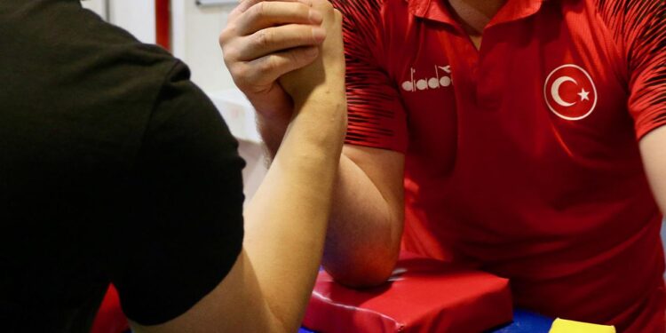 Milli sporcular takım halinde dünya ikincisi oldu