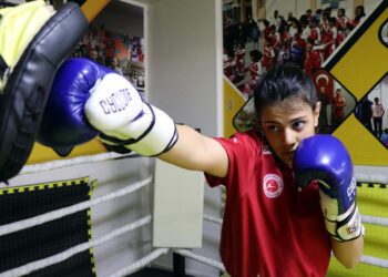 Dünya şampiyonu Sıla’nın hedefi zirvede kalmak