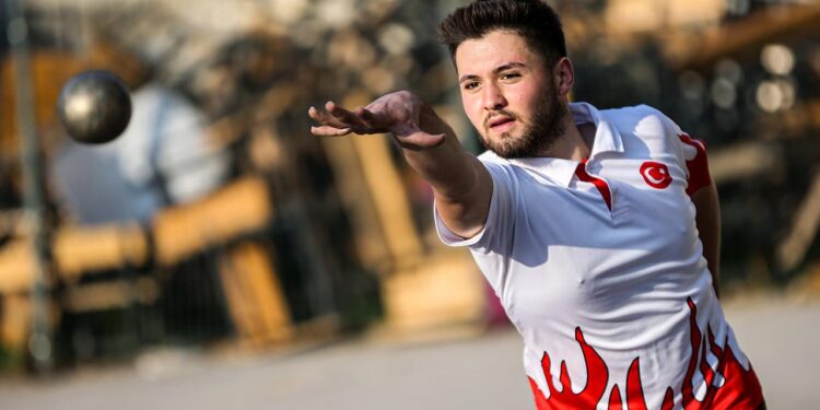 Milli bocceci Emre Mecit dünya şampiyonluğu hedefiyle çalışıyor