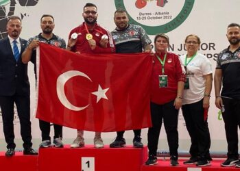 Milli sporcu Onur Demirci 3 madalya kazandı