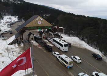 Turistlerin rotayı milli parklar ve tabiat parklarına çevirdi