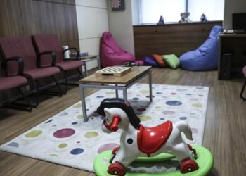 Çocuk görüşme merkezleri 60 ilçede daha hizmete giriyor