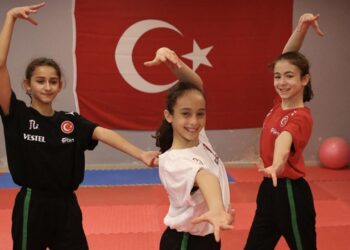 Milli cimnastikçiler Balkan Oyunları’nda madalya kovalayacak