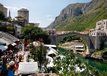 Bosna Hersek tarihi ve doğal güzellikleriyle büyülüyor