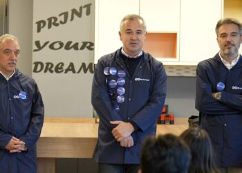 Sanal gerçeklik gözlüklerini taktılar, geleceğin dünyasına adım attılar