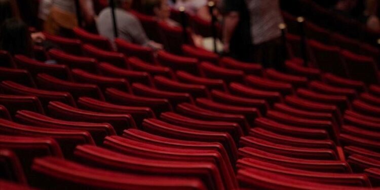 Kültür ve Turizm Bakanlığı’ndan özel tiyatrolara 32 milyon liralık destek