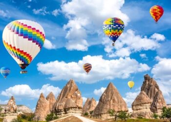 Kapadokya’da balon uçuş rekoru kırıldı