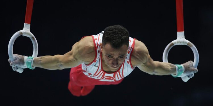 Milli cimnastikçiler İngiltere’den bir altınla döndü