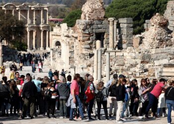 Efes Antik Kenti’ne 10 ayda 1.5 milyon ziyaretçi