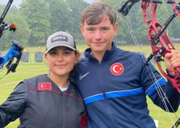 Genç milli okçular 8 madalya elde etti