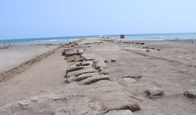 Antik limanda Roma külçeleri bulundu