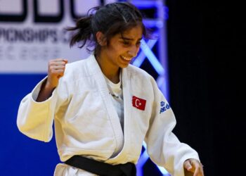 Milli sporcu Zilan Ertem altın madalya kazandı