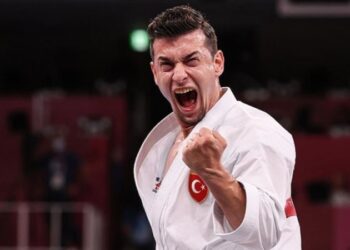 Erkek Kata Milli Takımı, Avrupa Şampiyonası’nda altın madalya kazandı