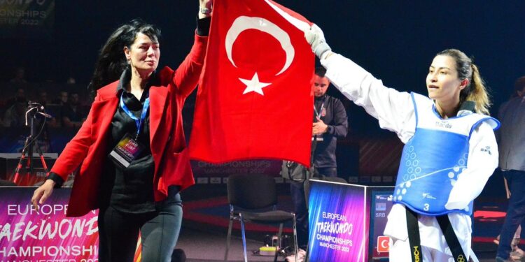 Milli para tekvandocu Gamze Gürdal’dan altın madalya