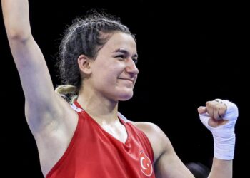 Milli boksör Hatice Akbaş finale yükseldi