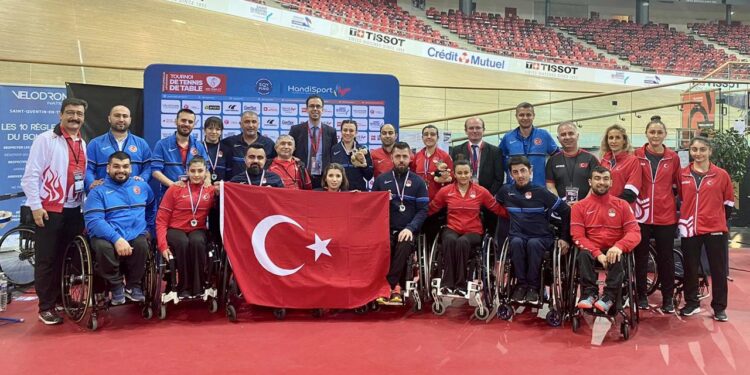 Para Masa Tenisi Milli Takımı altın madalya kazandı