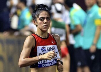 Milli atlet Meryem Bekmez, 20 kilometre yürüyüşte Türkiye rekoru kırdı