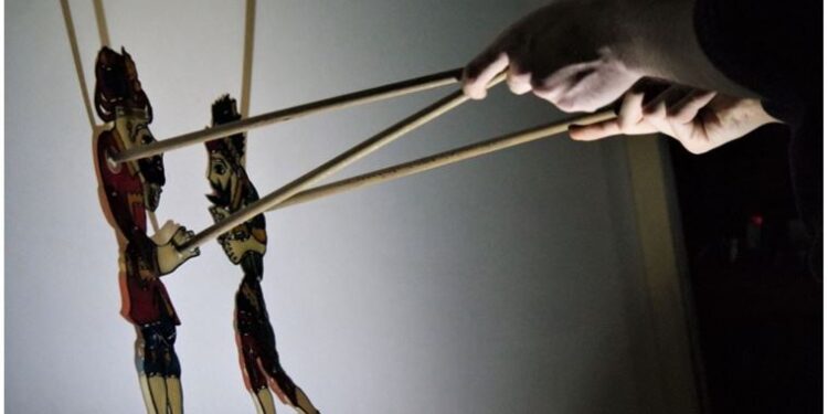 Karagöz ve Hacivat perdeden Bursa’ya özgü tatların tarifini verecek