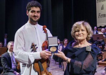 Genç müzisyenlerle güzel dünya