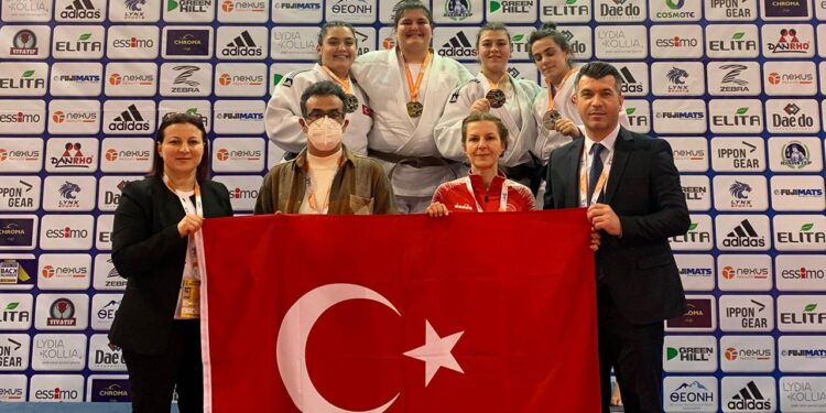 Genç milli judoculardan Avrupa Kupası’nda 4 madalya