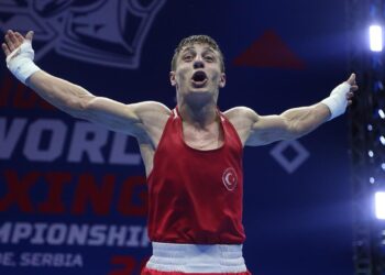 Milli boksör Kerem Özmen’den Avrupa şampiyonluğu