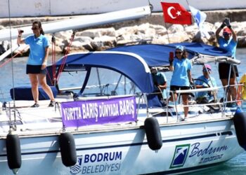 Kadın yelkencilerin barış yolculuğu