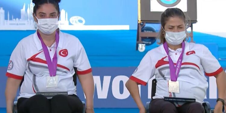 Nil Mısır ve Fatma Danabaş dünya ikincisi oldu