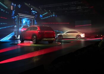 60 yıllık hayal gerçek oluyor: Yerli otomobil sahnede