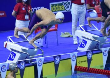 Sakat omuzla Türkiye şampiyonu oldu