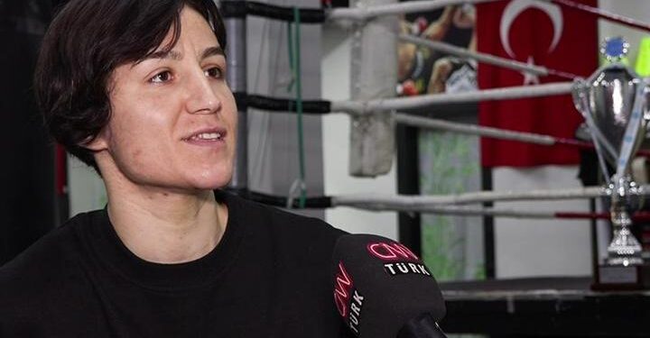 Kadınsın yapamazsın dediler, dünya şampiyonu oldu!