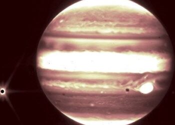 NASA Jüpiter’in uydusu Europa’ya 2 milyon kişinin ismini gönderecek