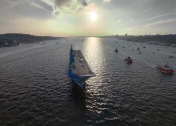 TCG Anadolu bir kez daha İstanbul’da ziyarete açılıyor