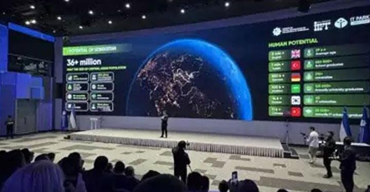 Özbekistan, bilişim ihracatını yıllık 5 milyar dolara çıkarmayı hedefliyor