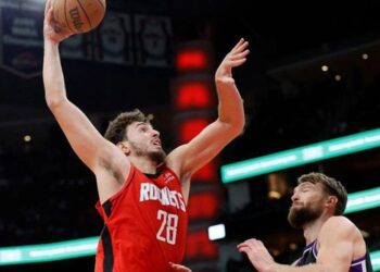 Alperen Şengün kariyer rekoru kırdı!