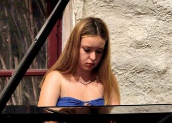 20. Uluslararası Gümüşlük Müzik Festivali kapsamında GFA piyano öğrencileri konser verdi