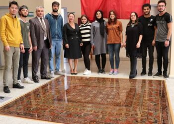 Tarihte bilinen ilk Türk halısı Pazırık taştan yapıldı