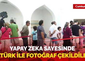 İzmirliler yapay zeka sayesinde Mustafa Kemal Atatürk ile fotoğraf çekildi…