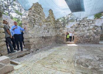 Olimpos Antik Kenti’nde yeni buluntulara ulaşıldı