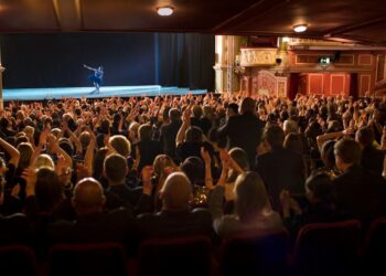 27. İstanbul Tiyatro Festivali Onur Ödülü Mehmet Birkiye’ye verildi