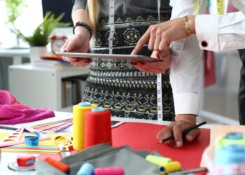 Akıllı kıyafet çağına 22 milyon dolarlık yatırım: e-pantolon geliyor