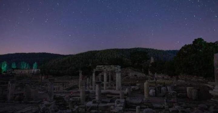 Antik kentte, perseid meteor yağmuru gözlendi