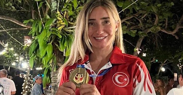 Şahika Ercümen, Serbest Dalış Şampiyonası’nda üçüncü oldu