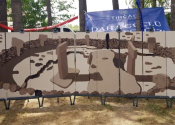 Şanlıurfalı öğrencilerin atık kumaştan yaptığı Göbeklitepe tablosu sergilenmeye başlandı